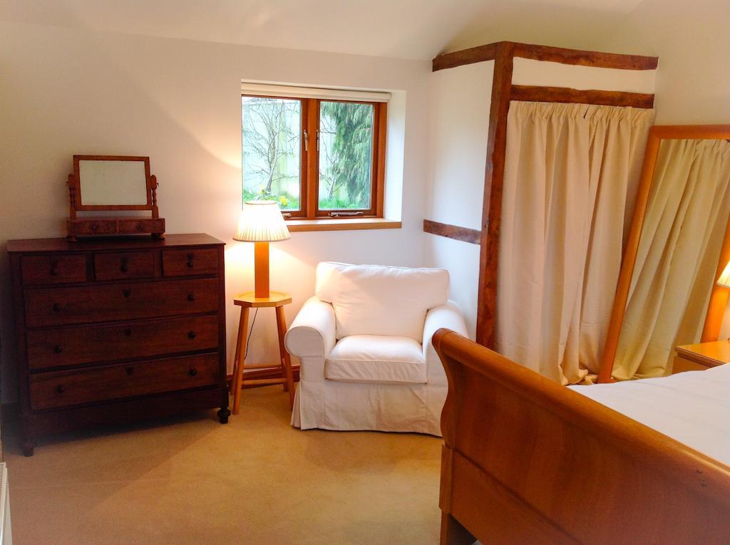 Villa Whitley Coach House Zimmer foto